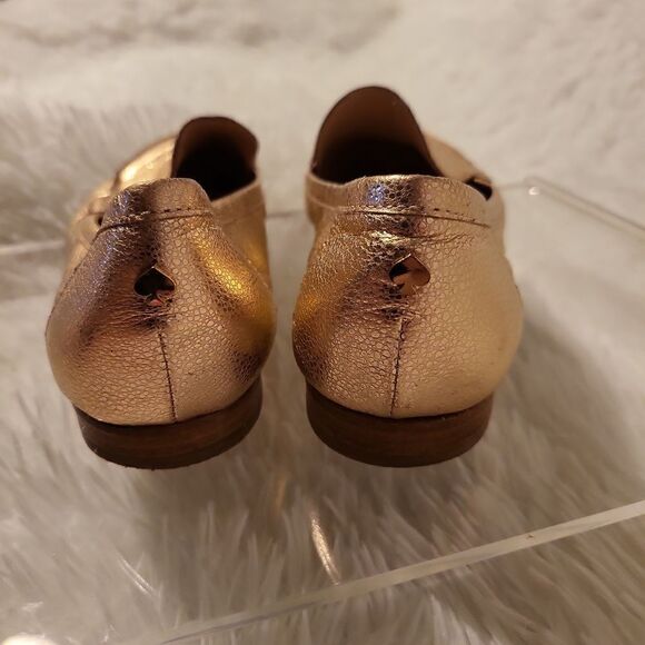 KateSpade size 5 1/2 rose gold loafers leather upper and soles! GUC, send offer - Picture 3 of 10
